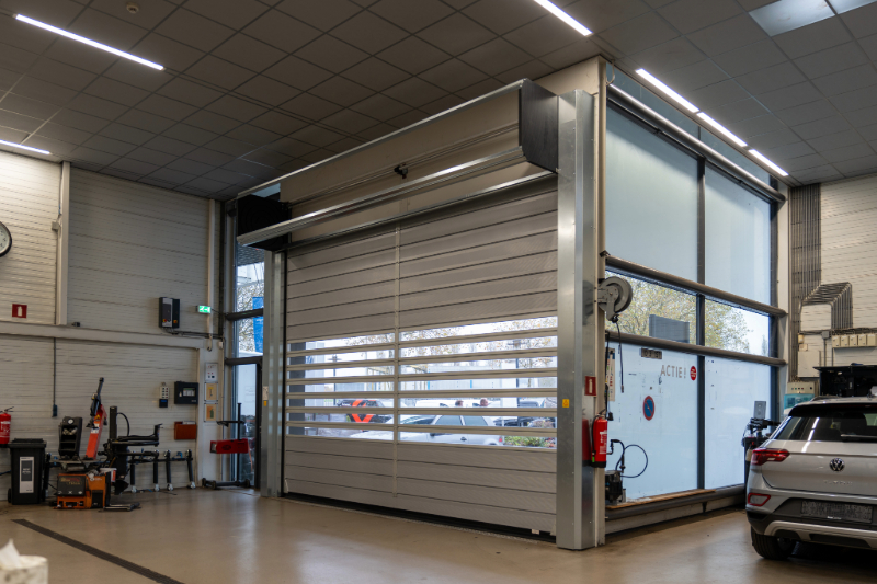 Thermicroll Spiraaldeuren voor autogarages