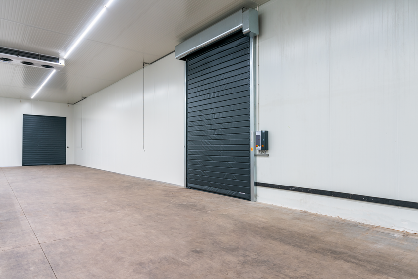 Verbeteren Koellogistiek met Nieuwe Dynamicroll Frigo 1 Deuren