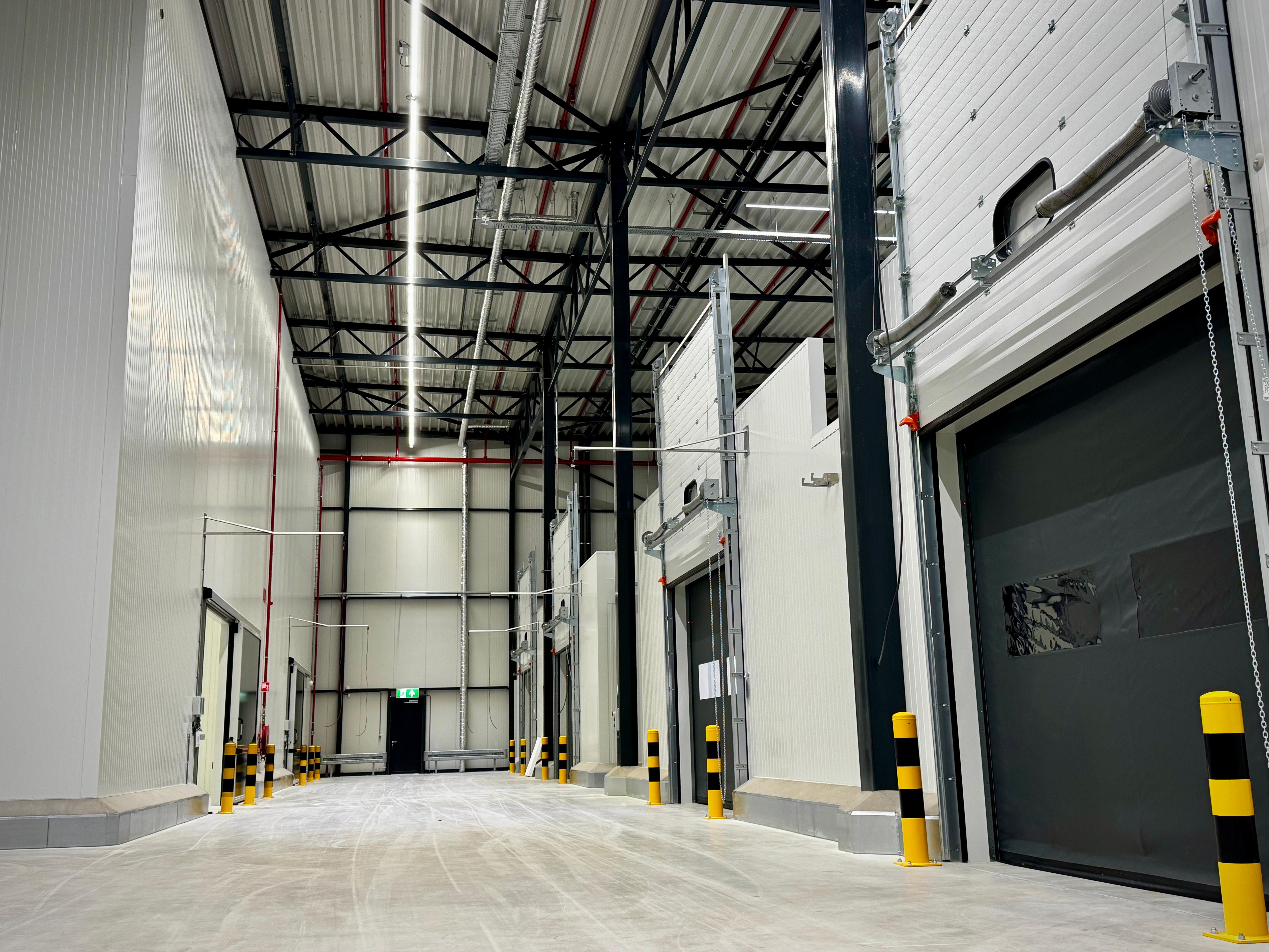 Hines kiest voor DynamicRoll® snelroldeuren in Poeldijk