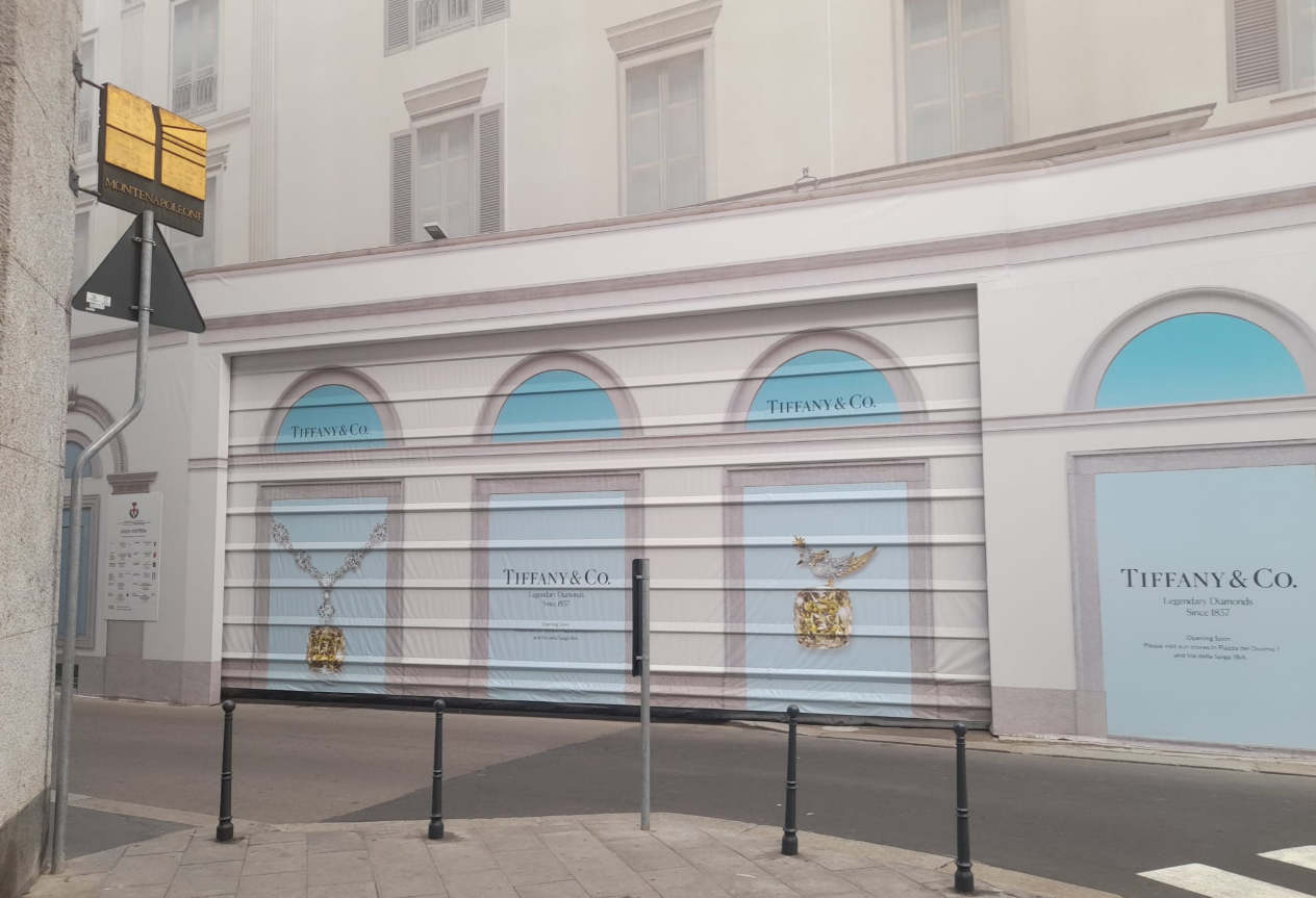 Gepersonaliseerde snelroldeuren voor een unieke look